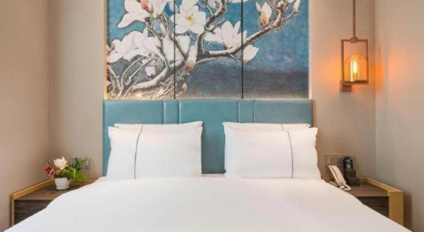 Magnotel Xinzhuang Industry Park Zhongchun Road Hotel 3*